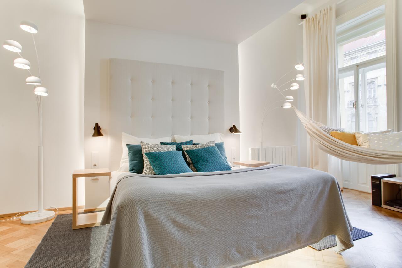 Апартаменты Bright Prague Na Porici Экстерьер фото